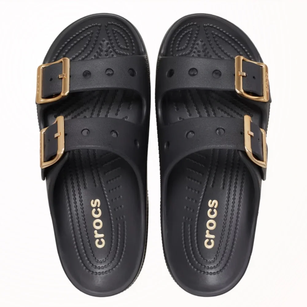 CROCS Metallic Buckle Saturday Sandal Size 9/10 NEW Black Gold Beach Resort - Picture 2 of 9